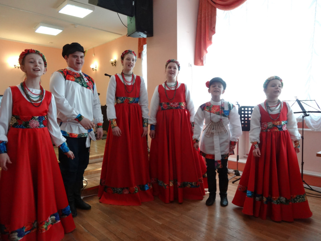 Ансамбль народного пения «Самоварье» Ансамбль народного пения «Самоварье»